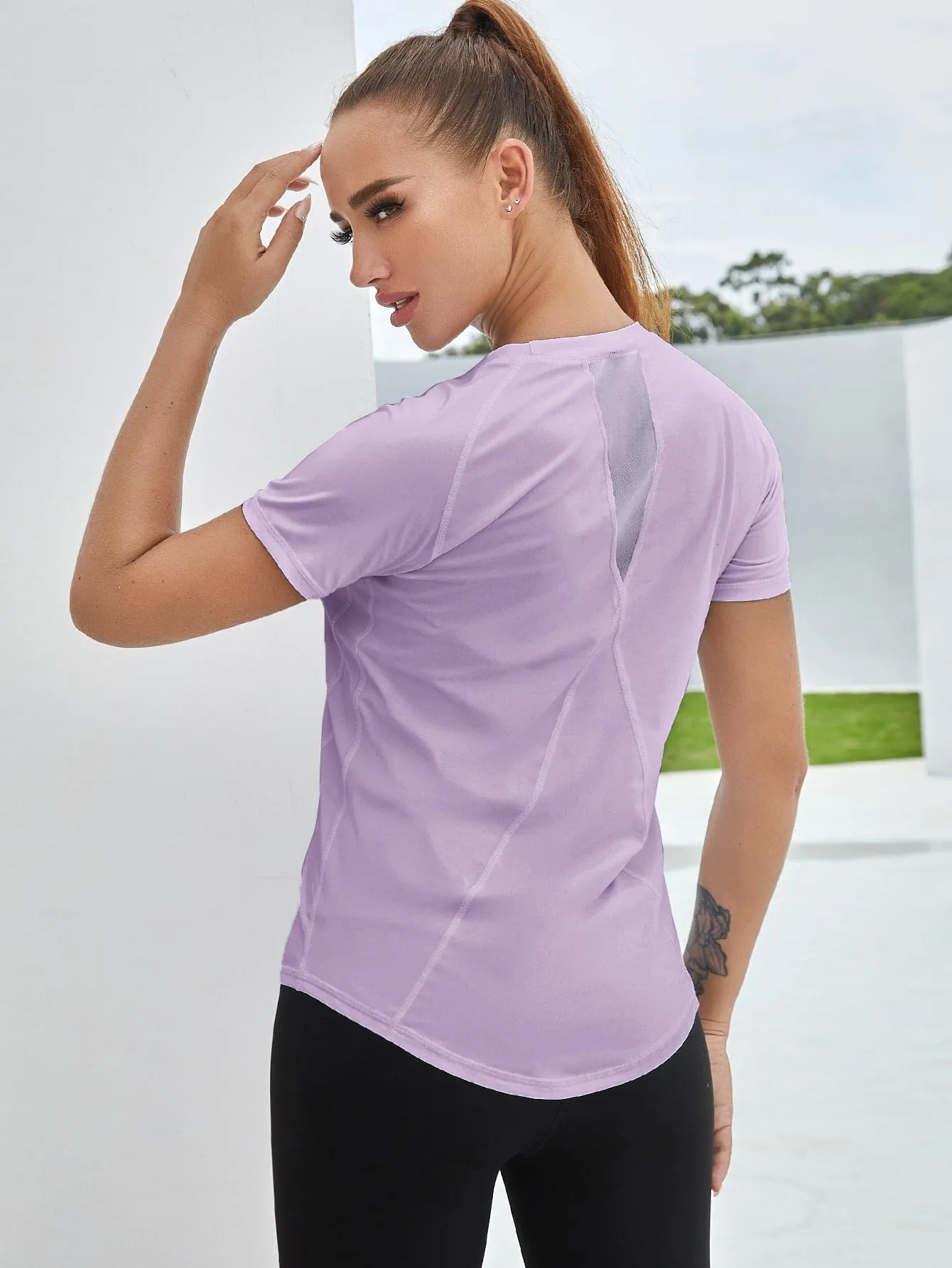 Breathable Curved Hem Mesh Insert Active Tee SS23