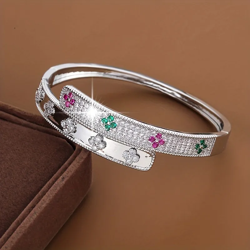 Colorful Four-leaf Clover Flower Cuff