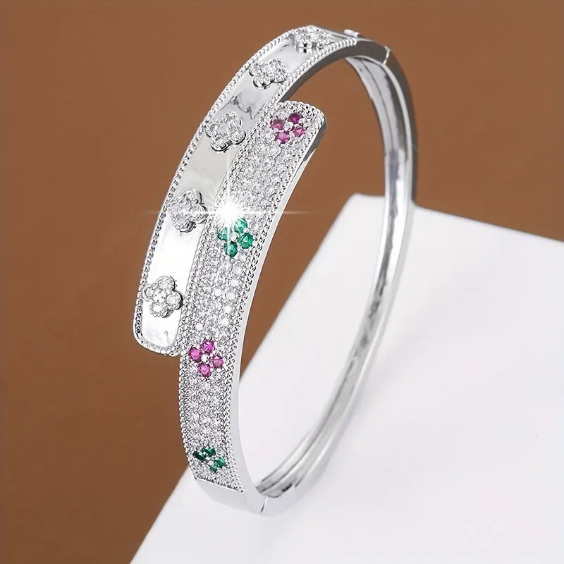 Colorful Four-leaf Clover Flower Cuff