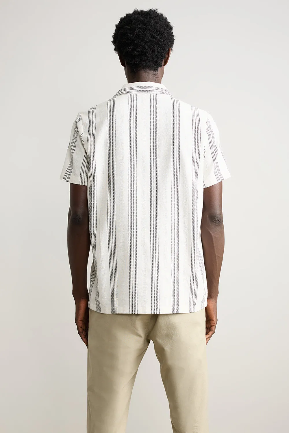 Textured Knit Men's Shirt- White/Black Thick Stripe